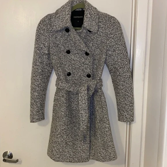 Express - Picture 1 of 3